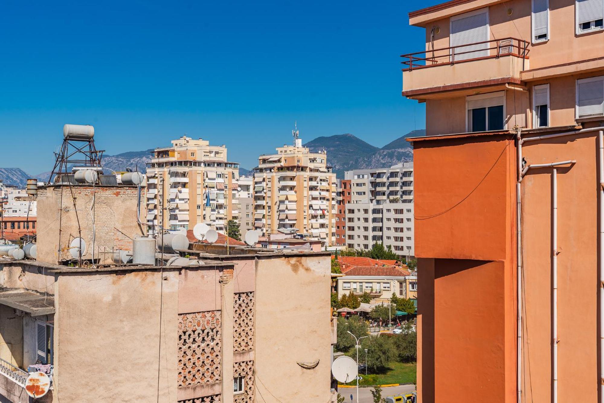 Atelier Apartments By Kondo Stays Τίρανα Εξωτερικό φωτογραφία