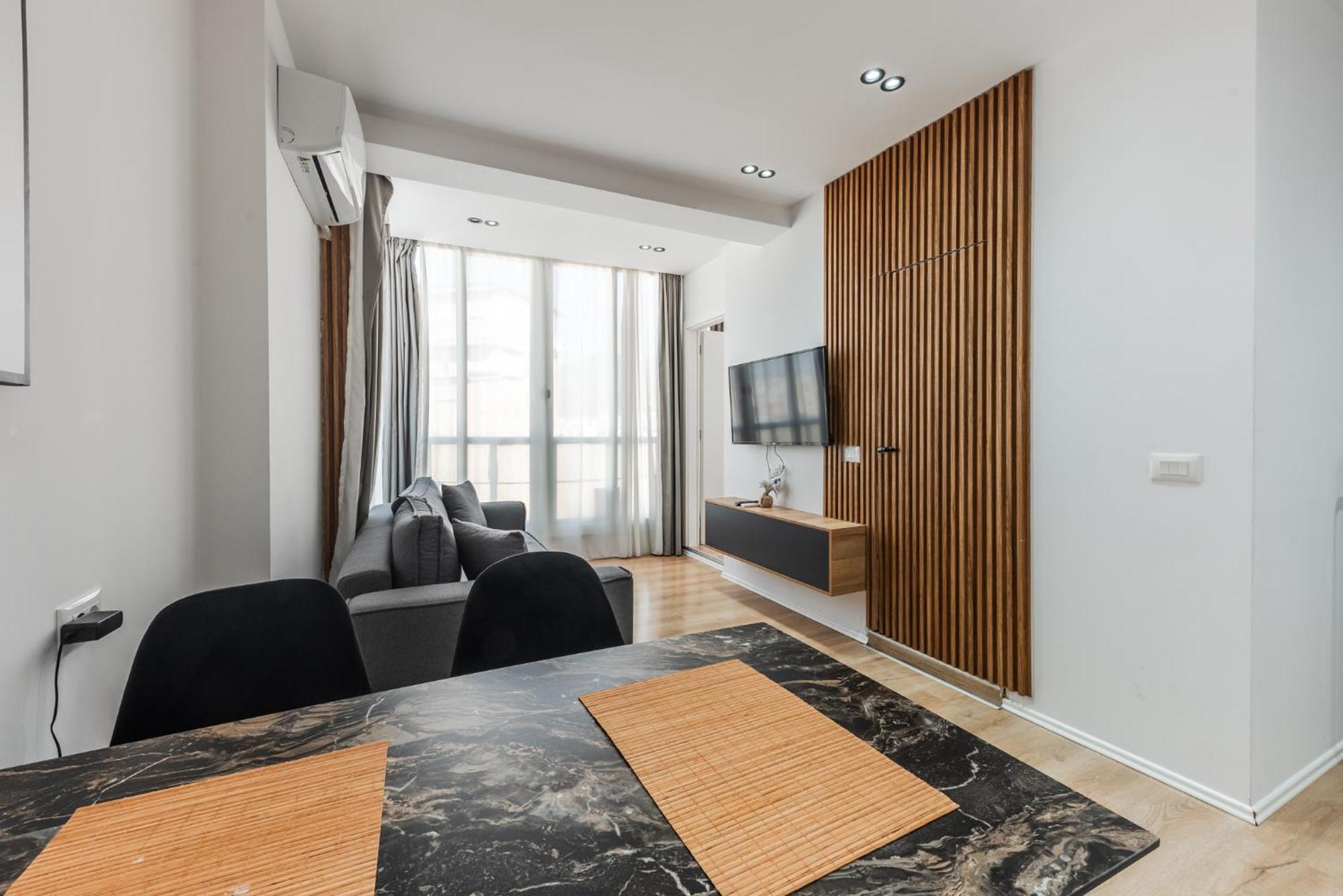 Atelier Apartments By Kondo Stays Τίρανα Εξωτερικό φωτογραφία