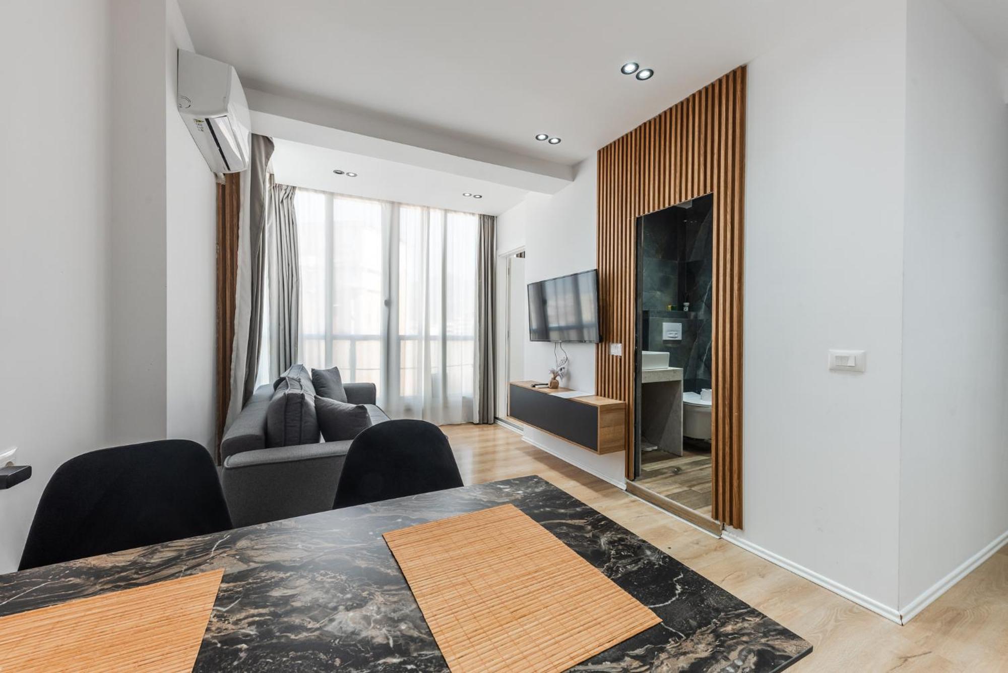 Atelier Apartments By Kondo Stays Τίρανα Εξωτερικό φωτογραφία